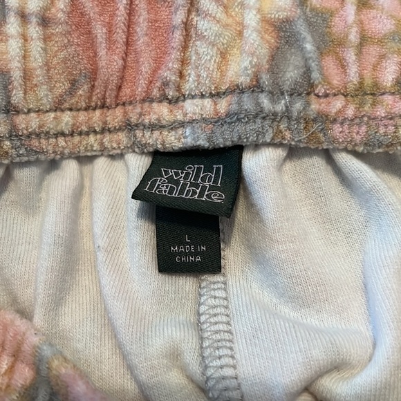 Wild Fable Terry Pattern Shorts - Picture 3 of 3